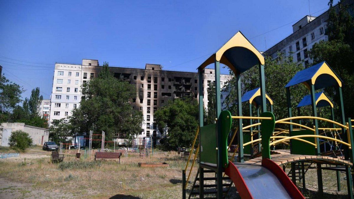 Разрушены дома, блокпосты и канонада «отлётов». Супруги из Северодонецка рассказали о поездке в оккупированный город