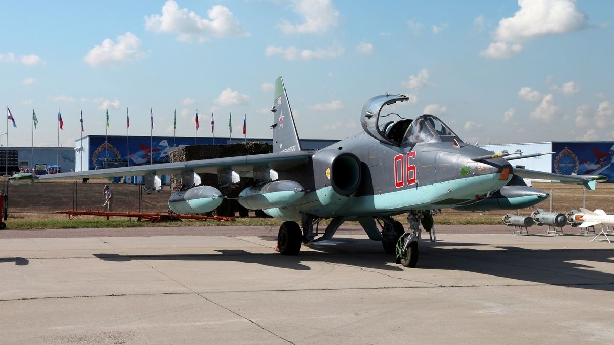 У Запорізькій області підбили два російських літаки Су-25
