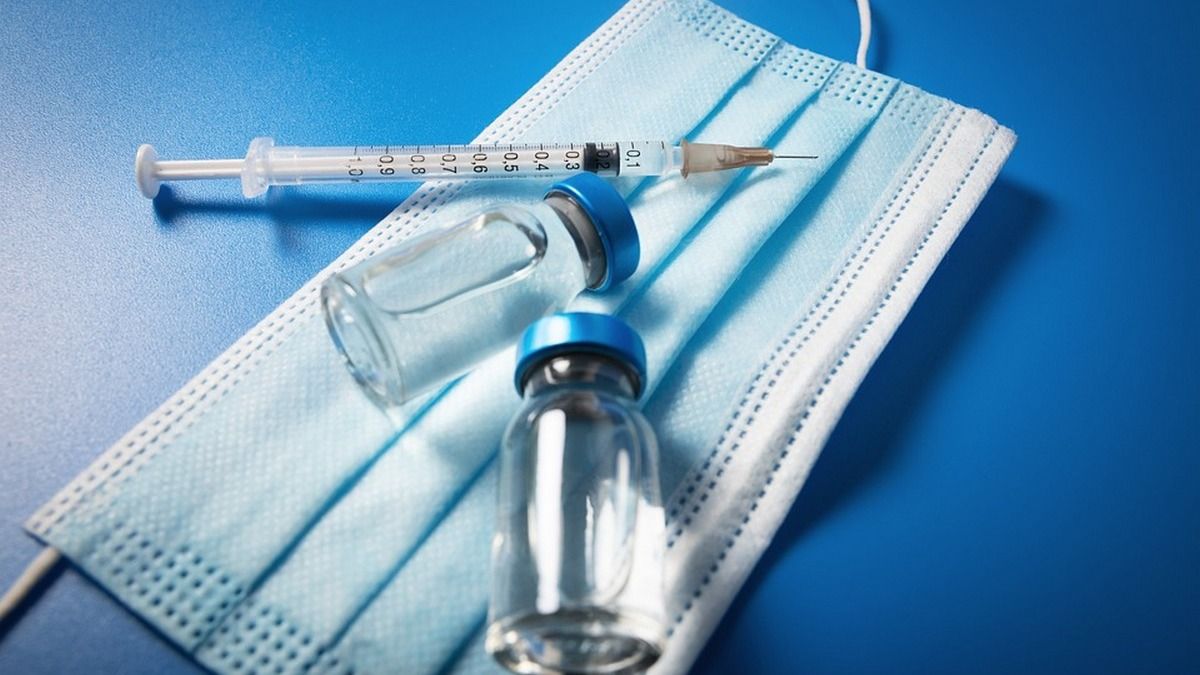 При каких условиях можно купить в аптеке вакцину