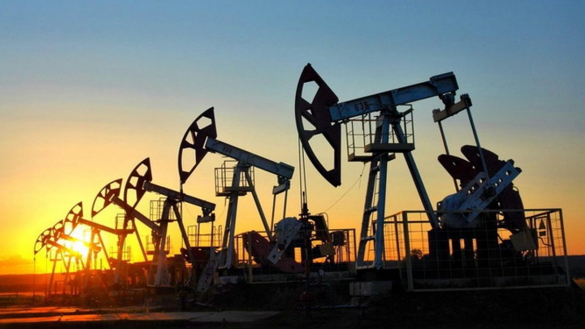 Санкцій недостатньо: доходи бюджету рф від експорту нафти, газу та вугілля подвоїлися