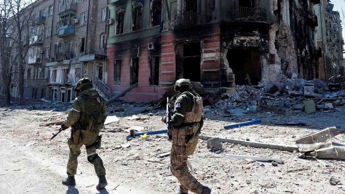 На окупованих територіях України росіяни посилили тиск на місцевих жителів