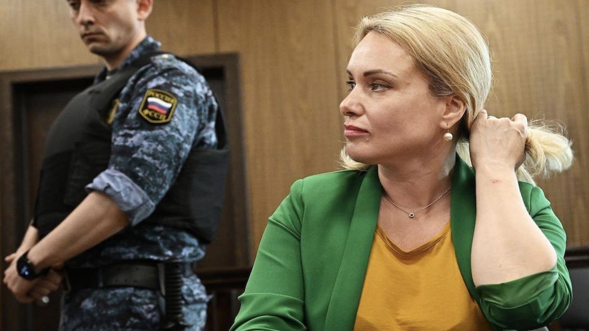 В россии Овсянникову отправили под домашний арест: как наказывали других россиян, решившихся сказать правду о войне в Украине