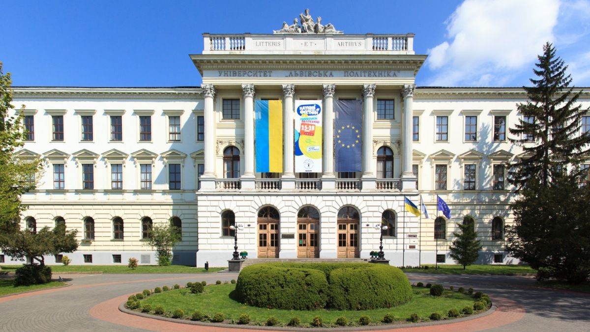 У «Львівській політехніці» будуть навчати операторів безпілотників