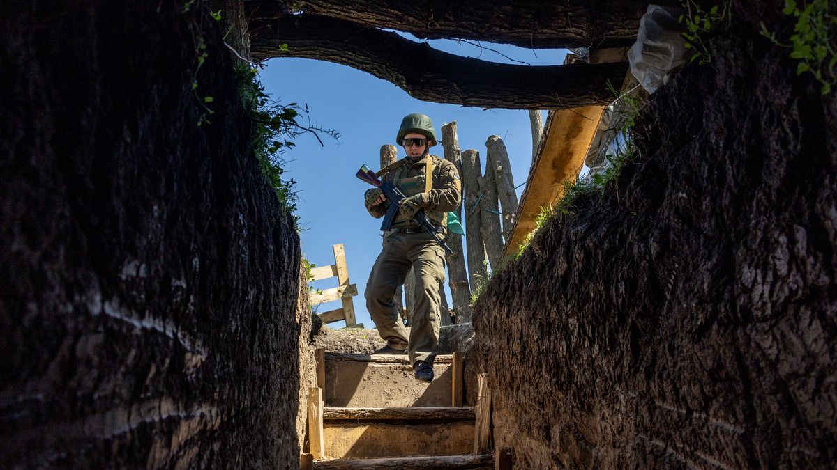 Хто може звільнитися з військової служби під час воєнного стану: законопроєкт