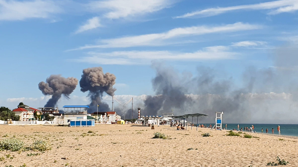 После взрывов в Крыму оккупанты запретили украинцам выезжать на полуостров
