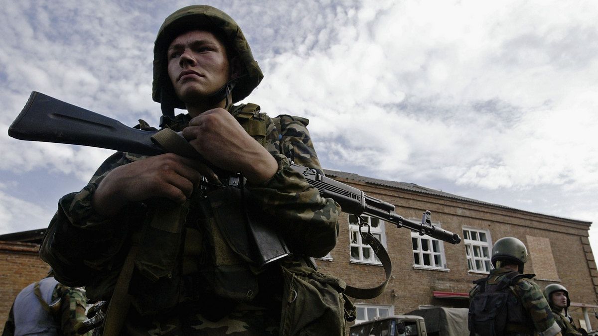 росія повернула тіло британського волонтера Пола Урі. На ньому численні порізи та сліди катувань