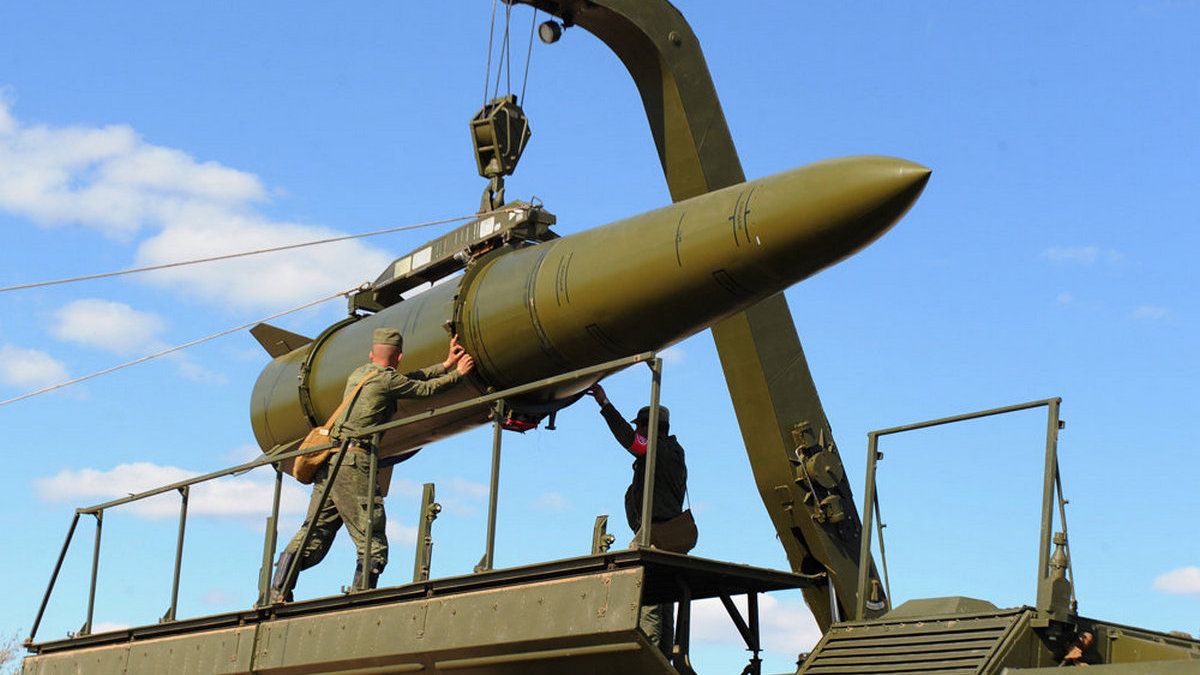 В россии дефицит «Искандеров». На сколько агрессору хватит советских ракет?