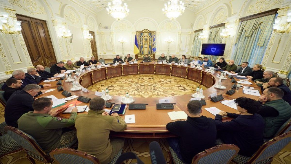 Зеленский провёл срочное заседание СНБО: что решили