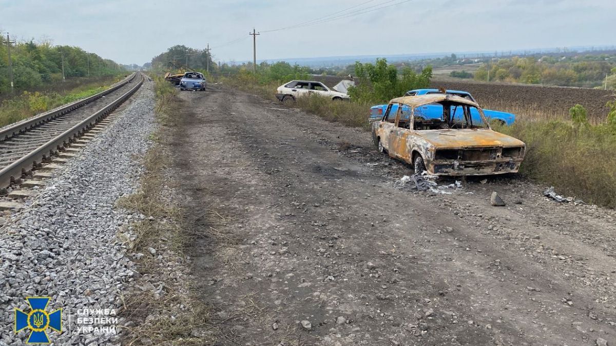 Під Куп'янськом окупанти розстріляли колону з цивільними