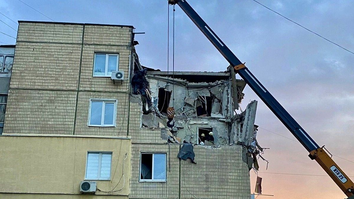 Навіщо російські війська щоночі обстрілюють Нікополь