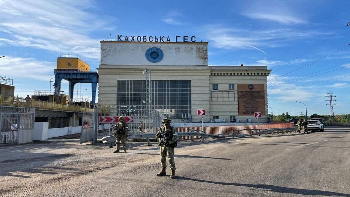 Що відомо про підготовку окупантів до підриву Каховської дамби