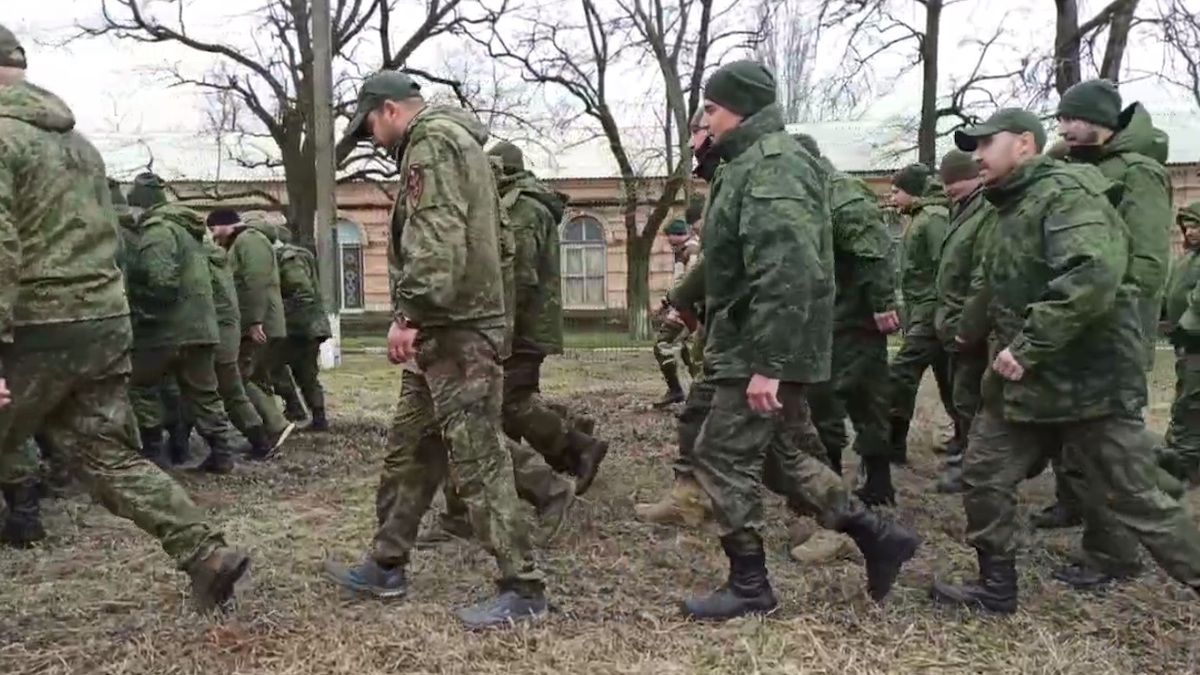 Дружній вогонь і проблеми з екіпіруванням: у Генштабі розповіли про проблеми рф з мобілізованими