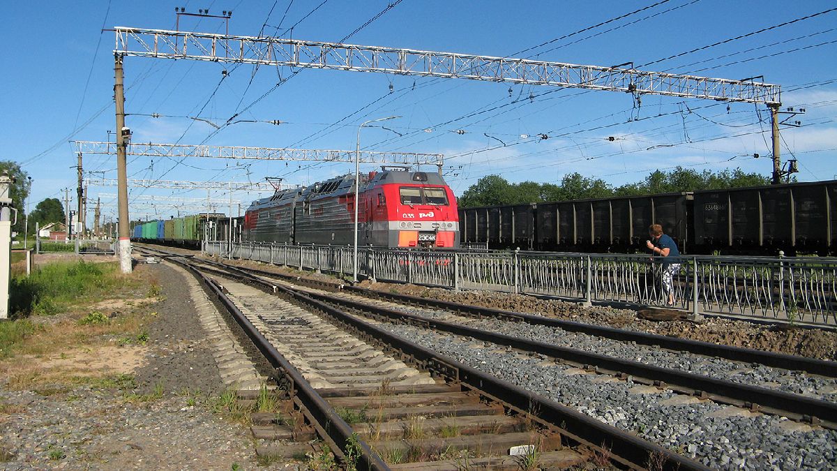 В Брянській області РФ підірвали залізничну колію, якою в Білорусь возили військову техніку