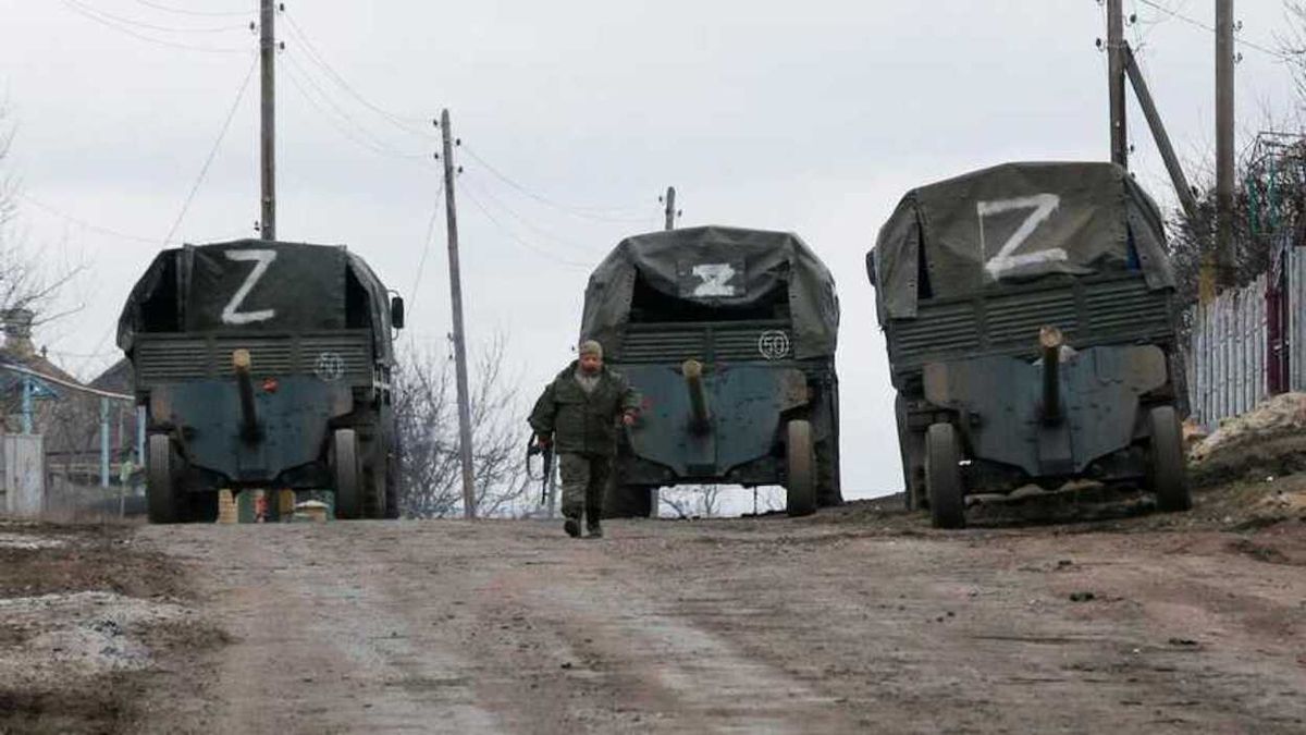 Вивозять навіть вежі мобільного звʼязку: окупанти тотально розграбовують Херсонщину