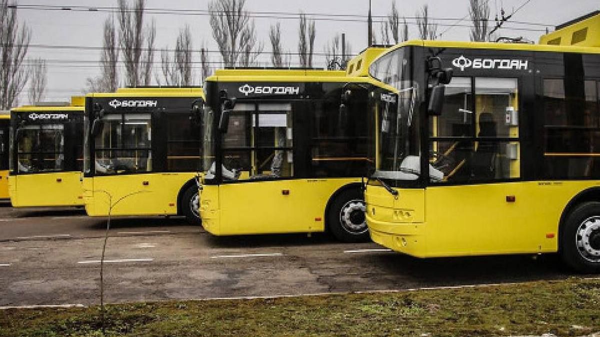 Оккупанты похитили коммунальный транспорт в Херсоне и вывезли его в Крым, - Генштаб
