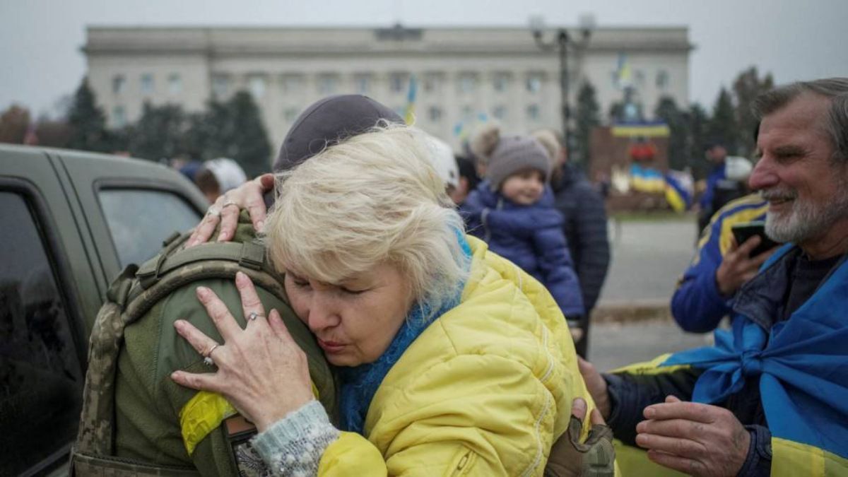 Жителів Херсону попросили припинити святкування деокупації: що сталося