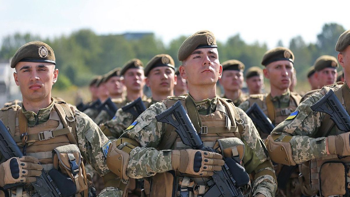 18 ноября – День сержанта Вооружённых Сил Украины. Этот день в истории