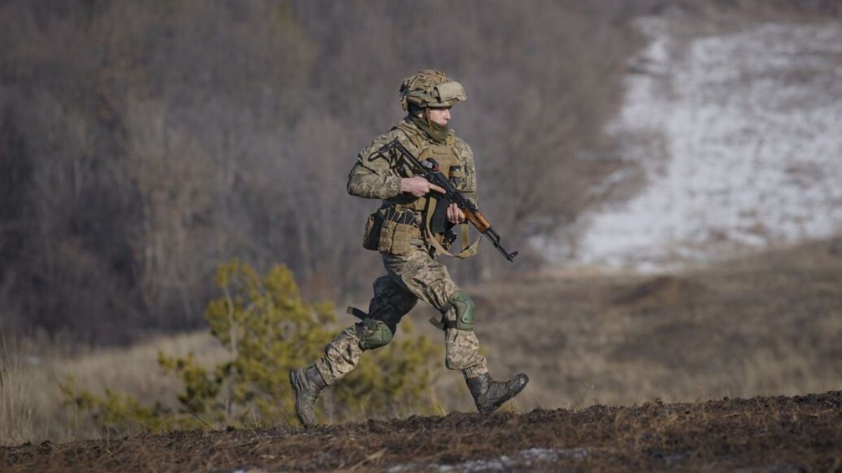 2885 танків, 16 кораблів, – скільки росіян та техніки знищили ЗСУ