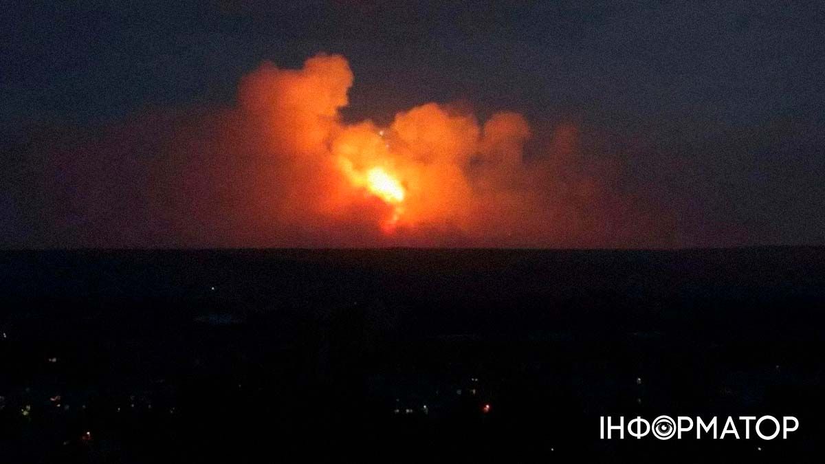 Крим, спиш? В окупованих Севастополі та Євпаторії чутно вибухи