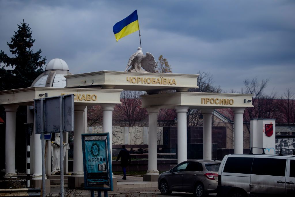 Стріляли по Чорнобаївці, постраждала дитина