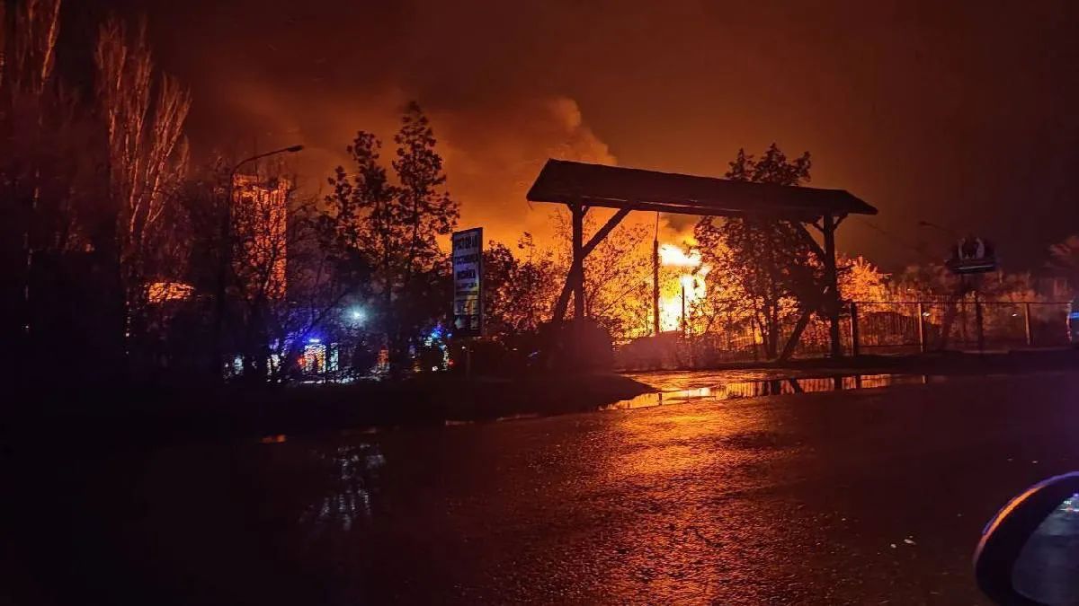 Вибухи у Мелітополі: повідомляють про багатьох поранених та загиблих окупантів