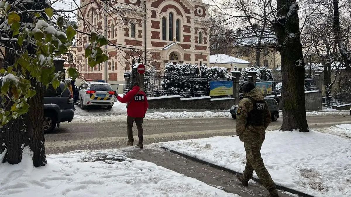 СБУ проводить обшуки в соборі УПЦ МП у Львові