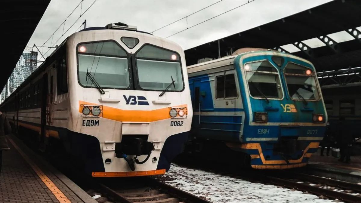 Мешканці Київської області вимагають від Укрзалізниці  зробити обласні електрички такими як Kyiv city express