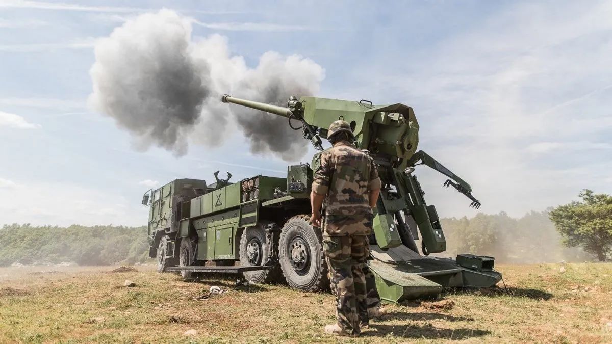 Франция передаст Украине ещё 12 САУ Caesar: подробности