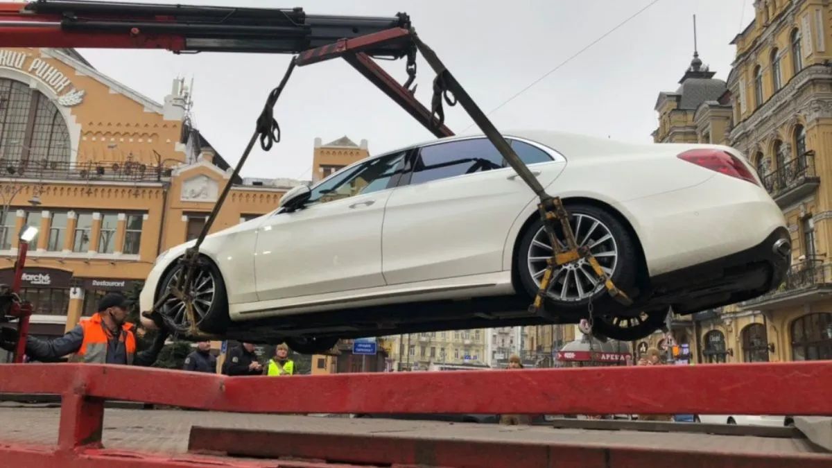 Забрати евакуйоване  в Києві авто тепер можна через Дію: як це працює