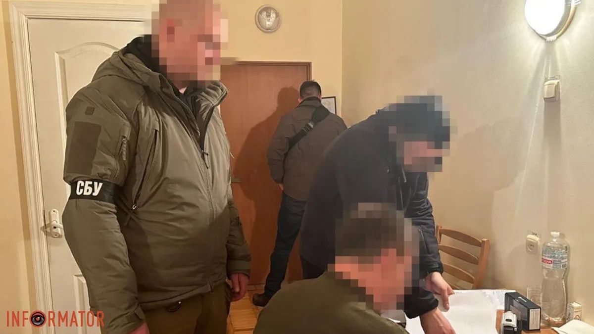 Брали взятки от уклонистов: СБУ задержала руководство Центральной ВЛК