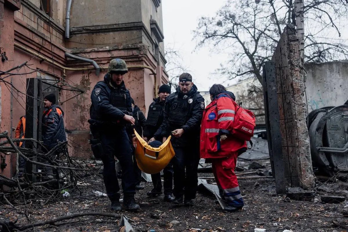 Оновлюється. Одна з ракет влучила в житловий будинок у Харкові. Є постраждалі