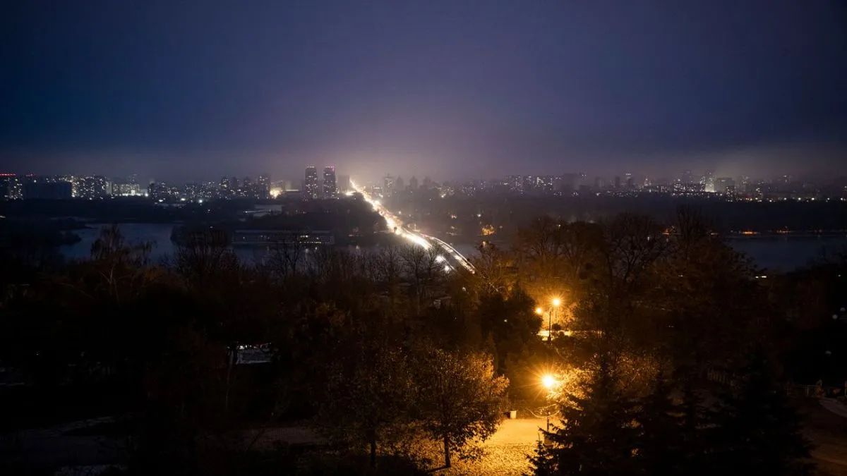 Відключення світла відміняється: Yasno ввели в роботу ще один блок електростанції