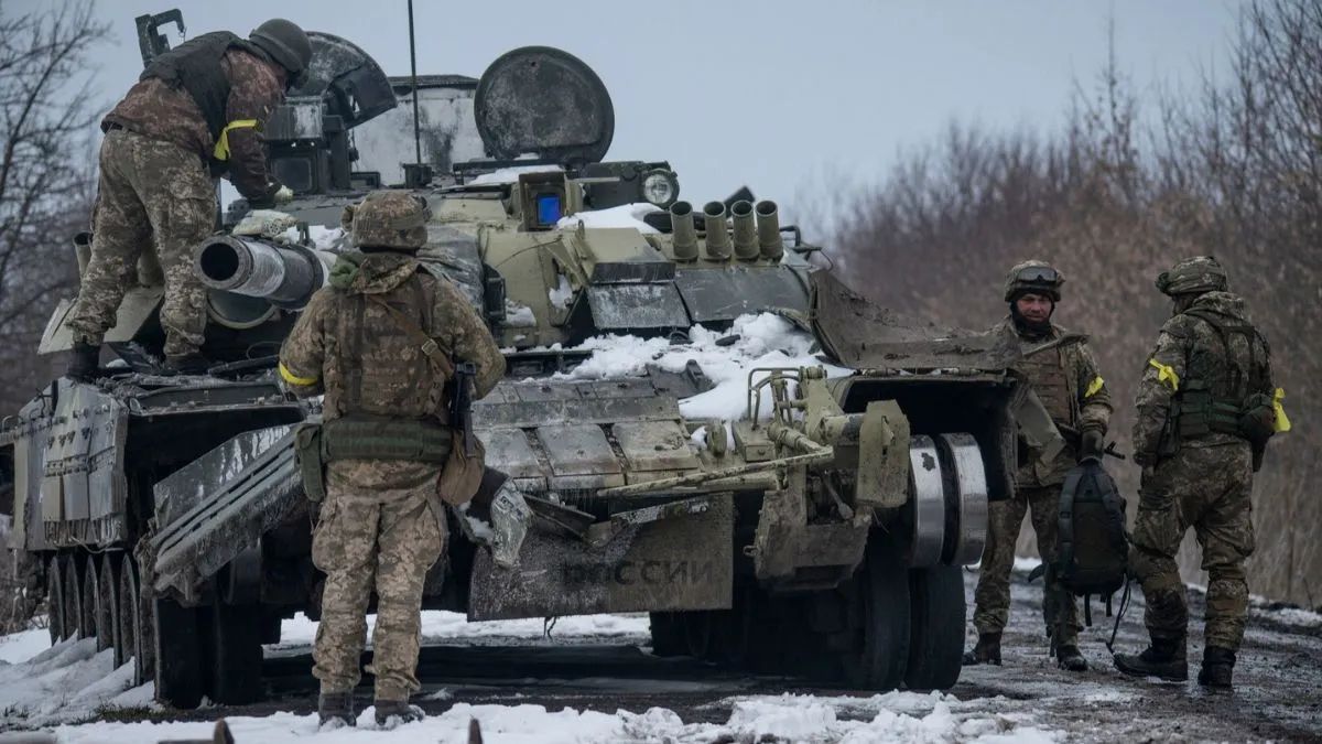 Українці знищили близько половини російських нових танків