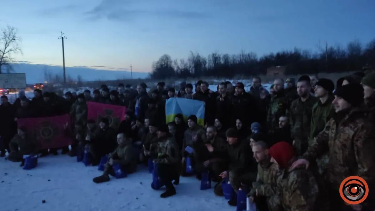 Україна повернула з полону 100 військових і одного цивільного