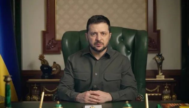 Зеленський: вже знімається табу щодо постачання далекобійних ракет для України