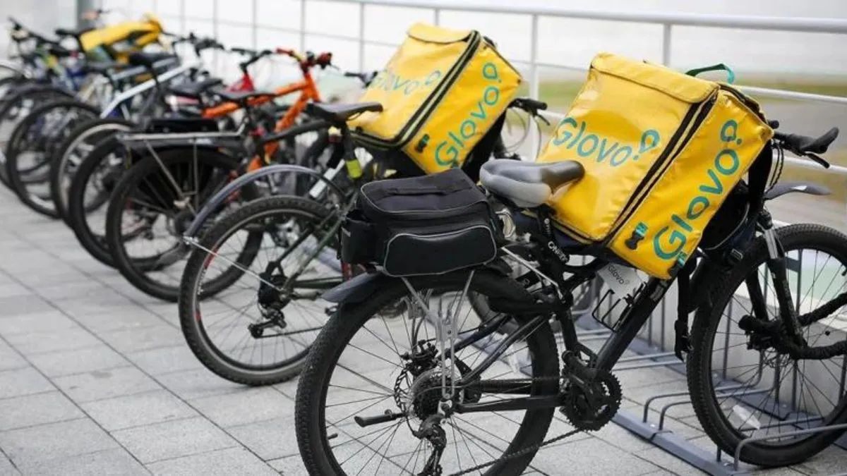 Glovo збудує у Києві перший перехоплювальний велопаркінг біля метро