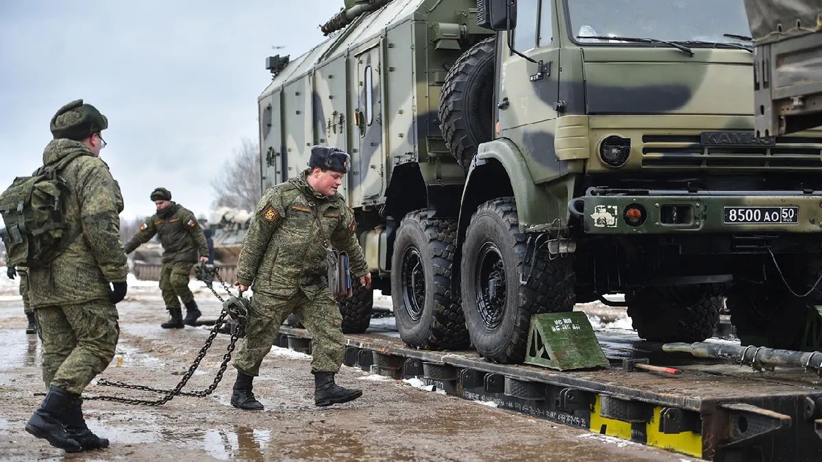 Окупант розповів про командування, яке відмовляється лікувати поранених у боях - перехоплення