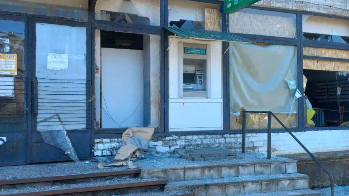 В Краматорську російська ракета влучила у відділення «Укрпошти» - вже за півдня робота відновилася