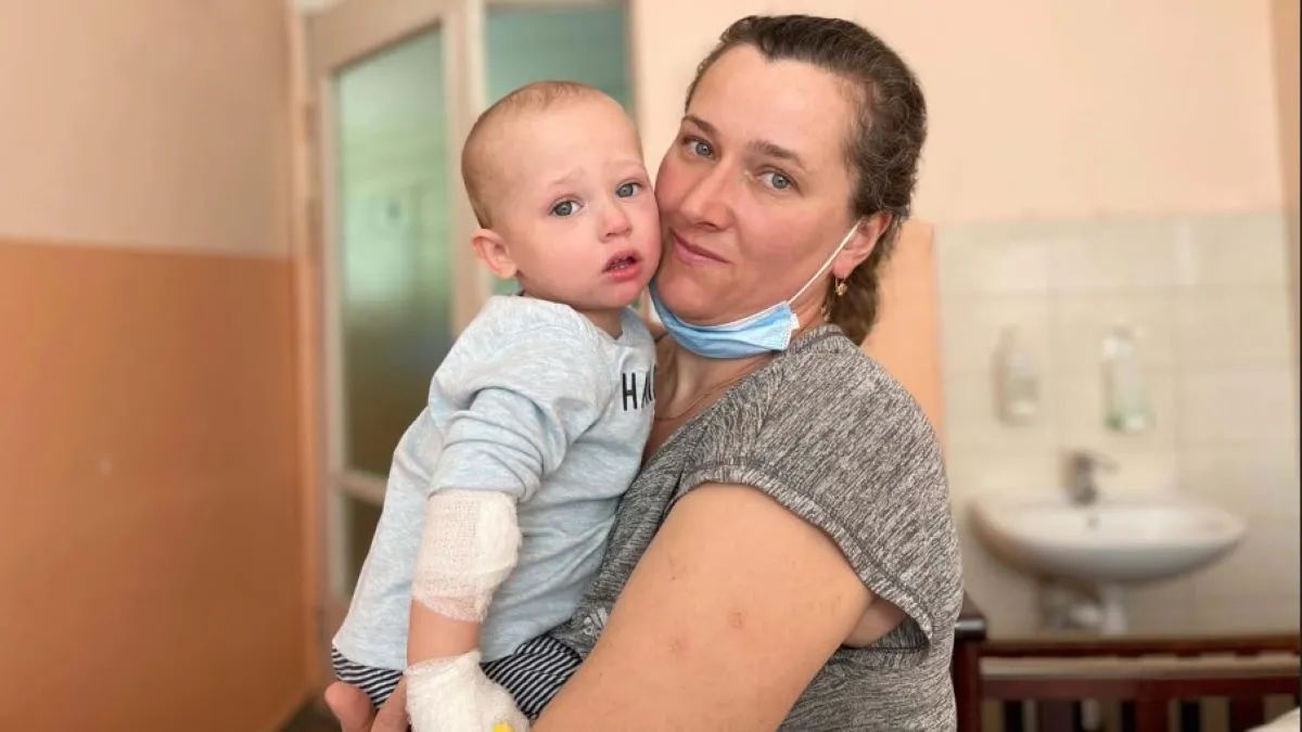 Мама і дитина у лікарні