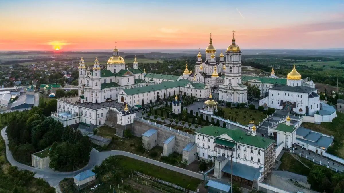 Мінкульт перевірить Почаївську лавру