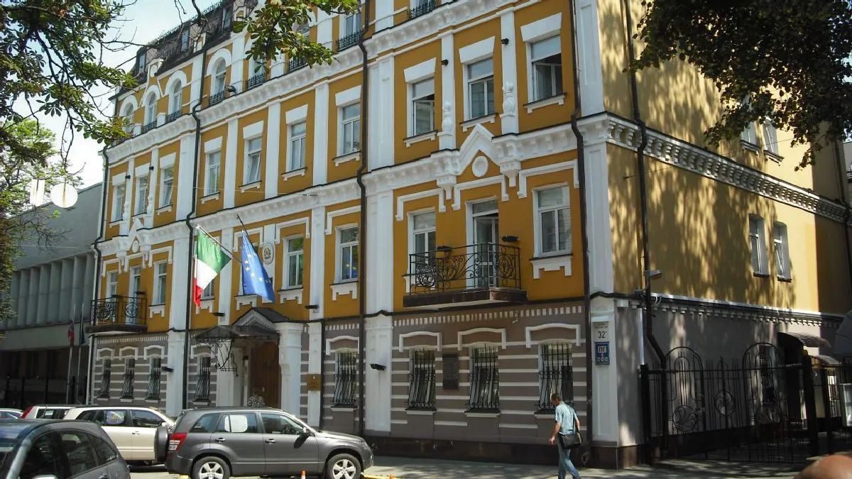 Італія просить громадян не відвідувати Україну