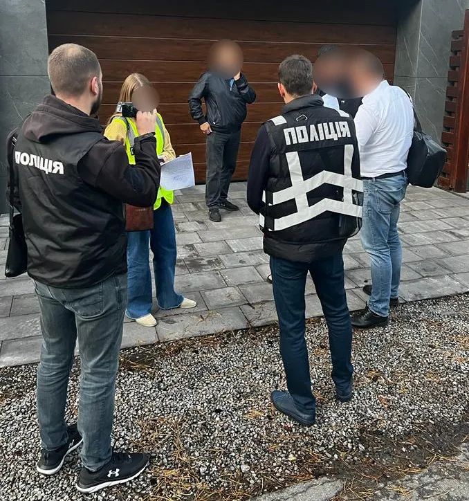 Оперативники провели 14 обшуків за фактом розкрадання бюджетних коштів на будівництві метро на Виноградар