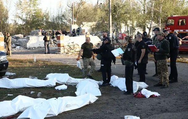 Удар по селу Гроза: експерти ідентифікували майже всі тіла загиблих, 12 людей вважаються зниклими безвісти 2