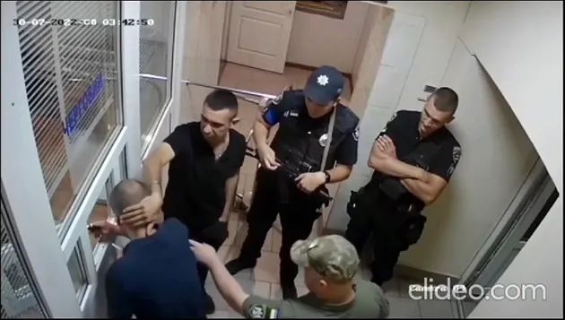 Удари завдають з особливою жорстокістю. Поліція спостерігає Удари завдають з особливою жорстокістю. Поліція спостерігає