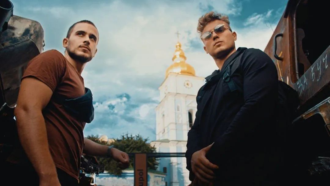 Рэпперы в скандальном клипе