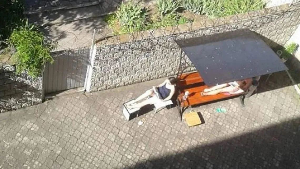 Загорать в тюрьме можно, читать тоже