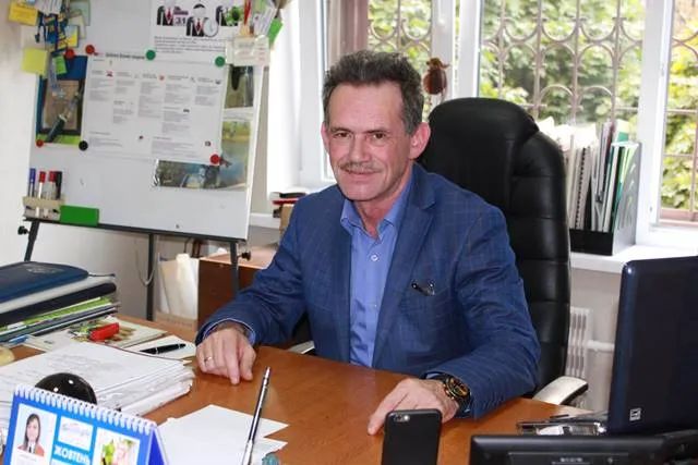 Аудітор та економічний експерт Михайло Крапивко Аудітор та економічний експерт Михайло Крапивко