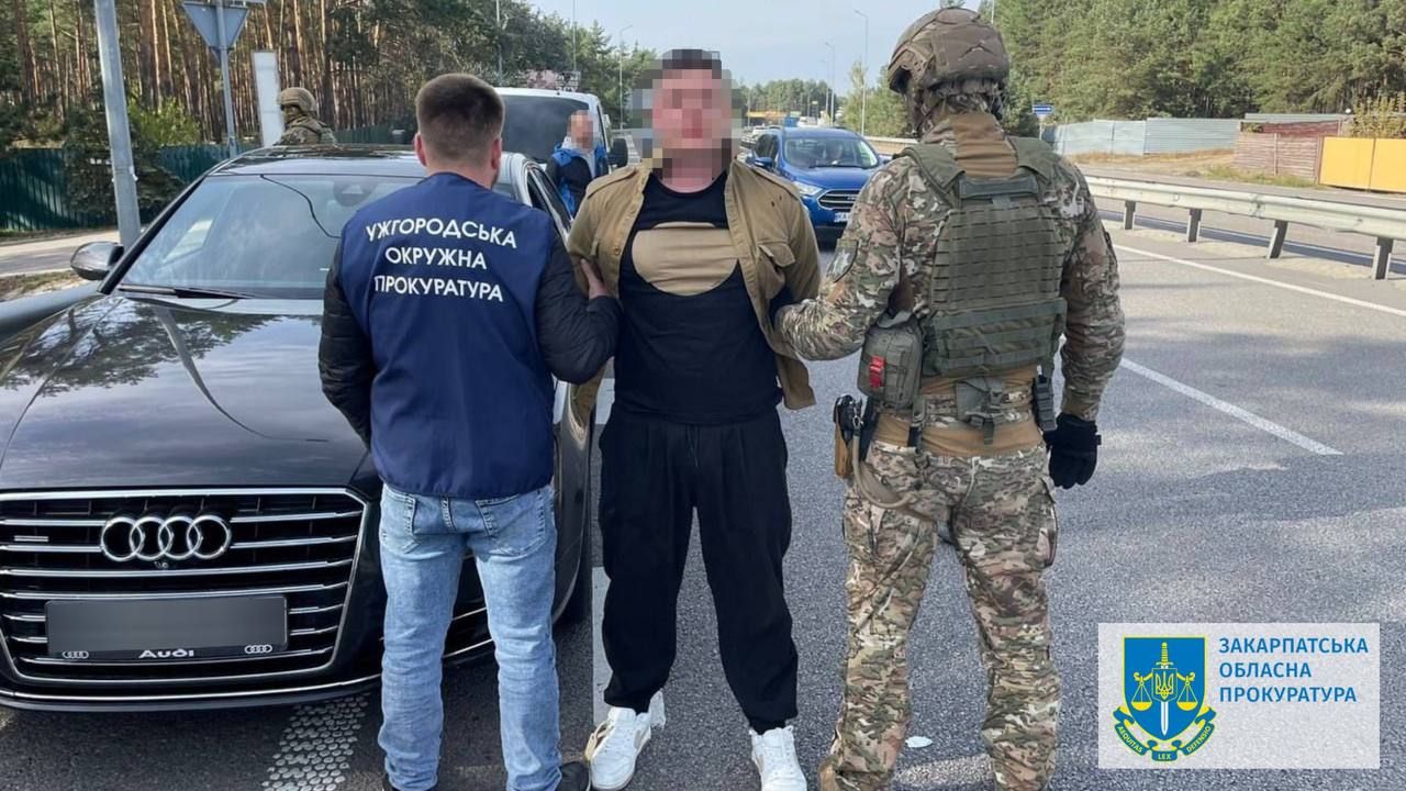 Чоловіка затримали у Київській області. Фото: Офіс Генпрокурора Чоловіка затримали у Київській області. Фото: Офіс Генпрокурора