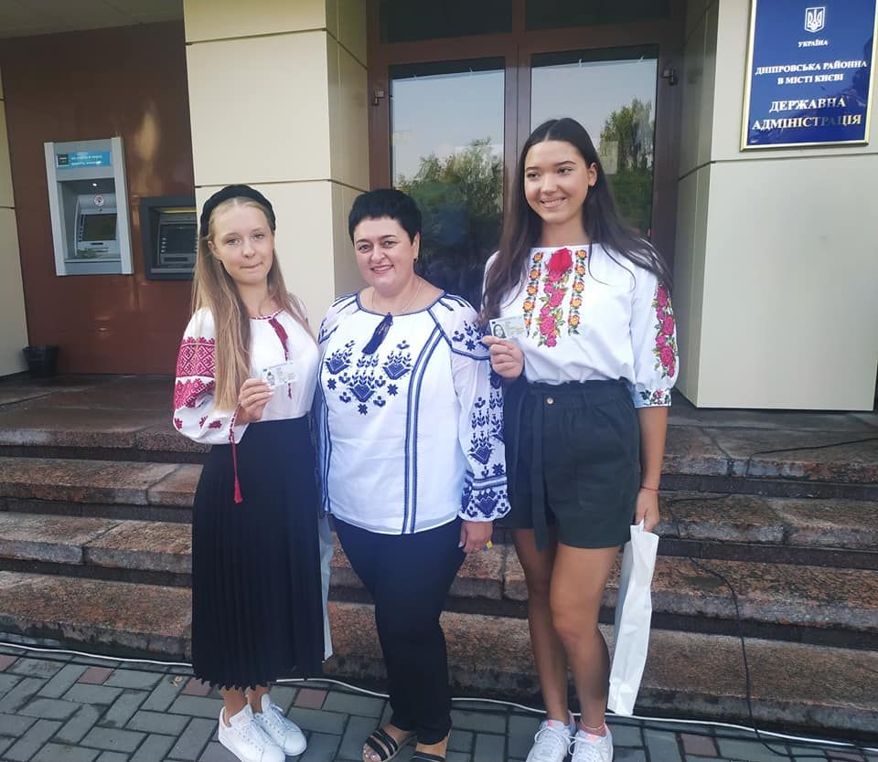 Чиновниця полюбляє піар Чиновниця полюбляє піар