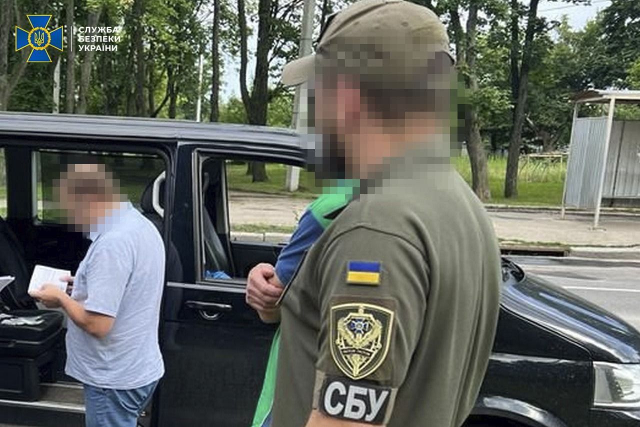 Призывникам продавали студенческие билеты. Фото: СБУ Призывникам продавали студенческие билеты. Фото: СБУ